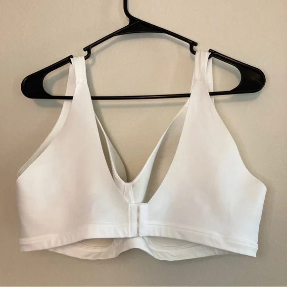 Warner’s No Side Effects Underarm and Back-Smoothing Lightly Lined T-Shirt Bra - Picture 2 of 6